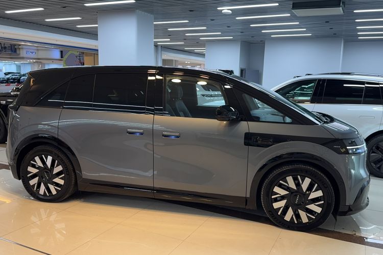 Used Zeekr MIX 2025 Long-Range Intelligent Driving Edition Exterior 3