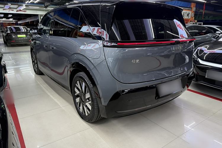 Used Zeekr MIX 2025 Long-Range Intelligent Driving Edition Exterior 4