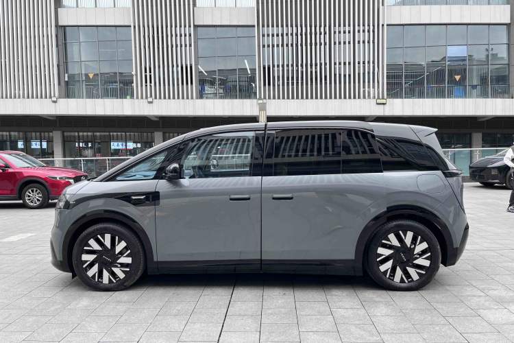Used Zeekr MIX 2025 Long-Range Intelligent Driving Edition Exterior 5