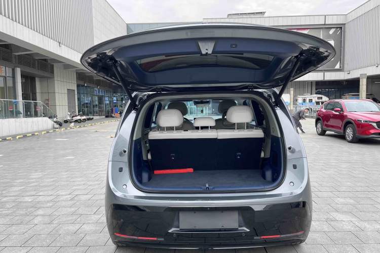 Used Zeekr MIX 2025 Long-Range Intelligent Driving Edition Exterior 9