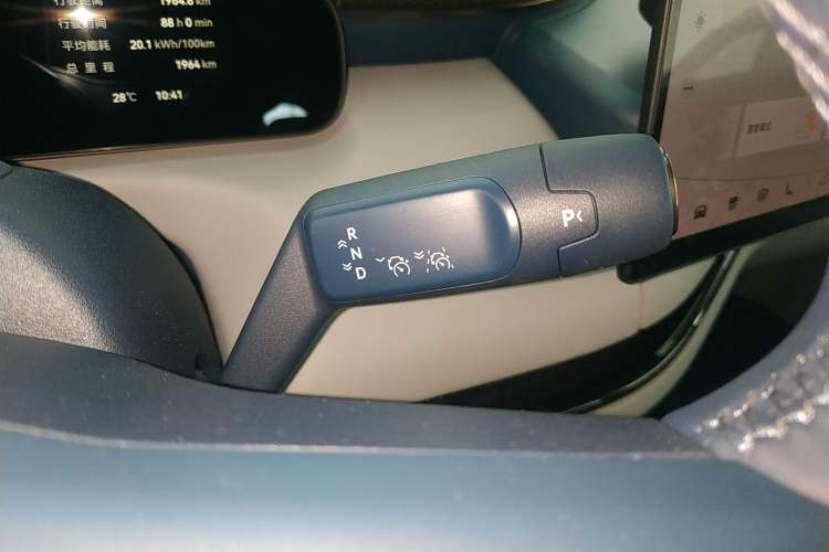 Used Zeekr MIX 2025 Long-Range Intelligent Driving Edition Gear Lever