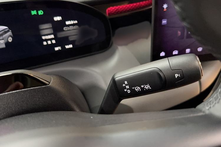 Used Zeekr MIX 2025 Long-Range Intelligent Driving Edition Gear Lever