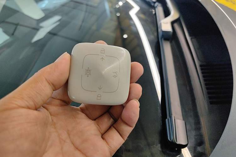 Used Zeekr MIX 2025 Intelligent Driving Version Interior 1