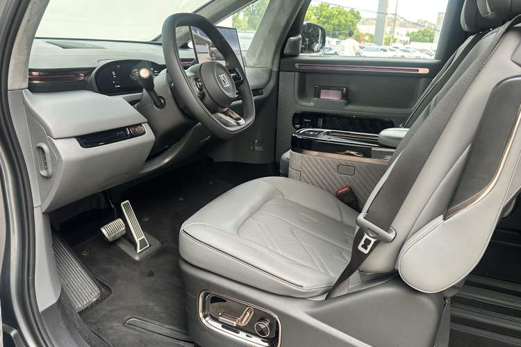 Used Zeekr MIX 2025 Intelligent Driving Version Interior 2