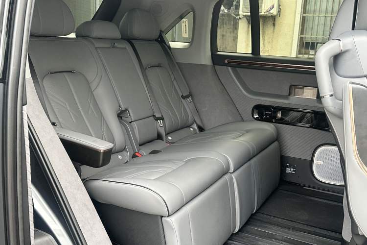 Used Zeekr MIX 2025 Intelligent Driving Version Interior 4