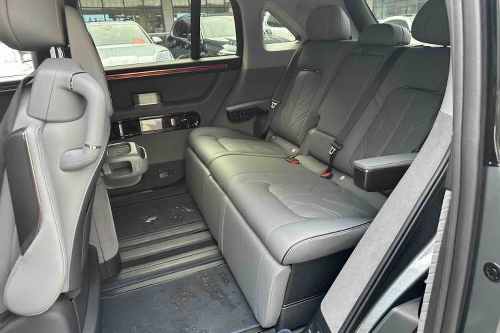 Used Zeekr MIX 2025 Long-Range Intelligent Driving Edition Interior 4