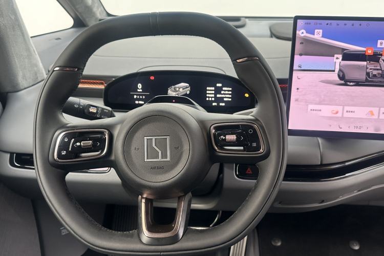 Used Zeekr MIX 2025 Intelligent Driving Version Interior 6