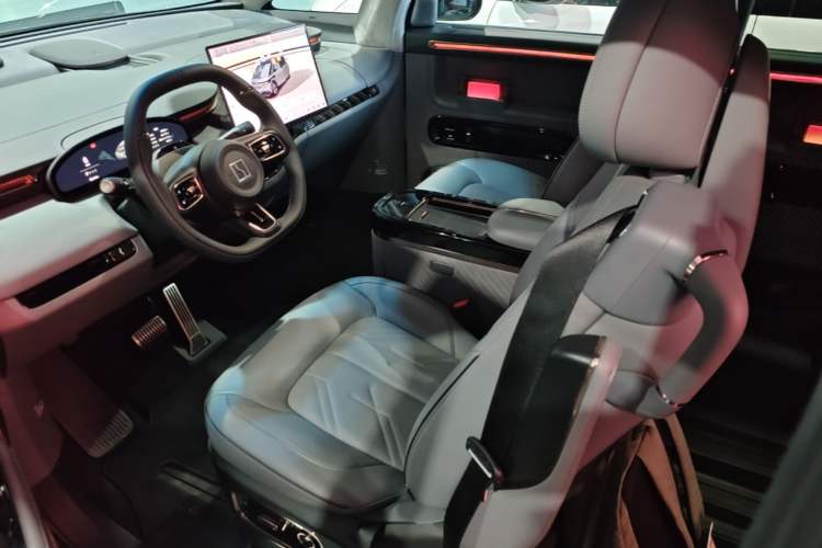 Used Zeekr MIX 2025 Intelligent Driving Version Left Front Seat