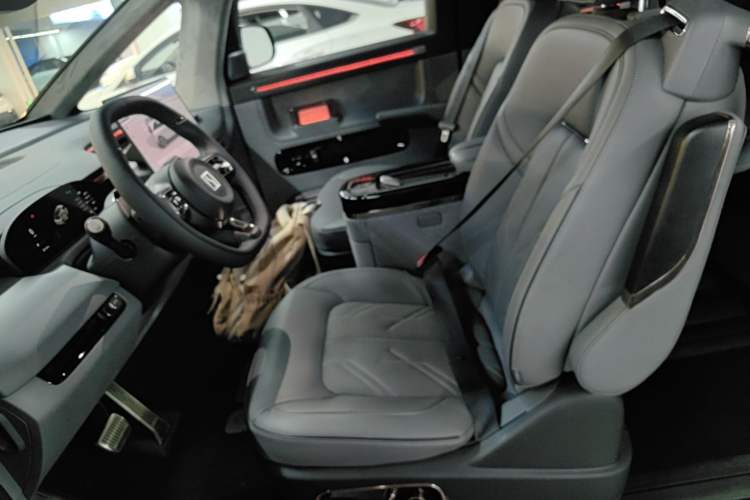 Used Zeekr MIX 2025 Intelligent Driving Version Left Front Seat