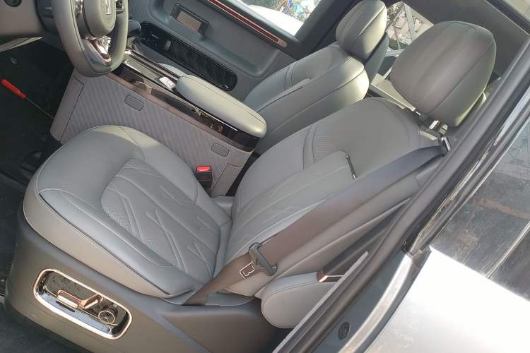 Used Zeekr MIX 2025 Long-Range Intelligent Driving Edition Left Front Seat