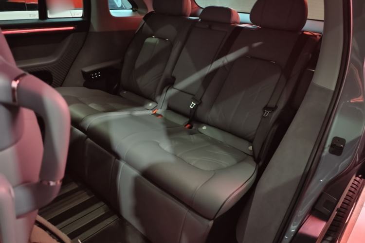 Used Zeekr MIX 2025 Intelligent Driving Version Left Rear Seat