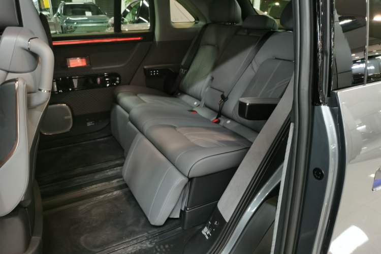 Used Zeekr MIX 2025 Long-Range Intelligent Driving Edition Left Rear Seat