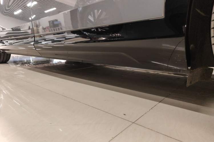Used Zeekr MIX 2025 Long-Range Intelligent Driving Edition Left Side Sill