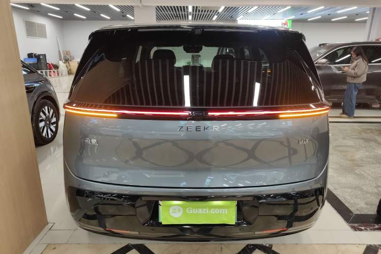 Used Zeekr MIX 2025 Long-Range Intelligent Driving Edition Rear