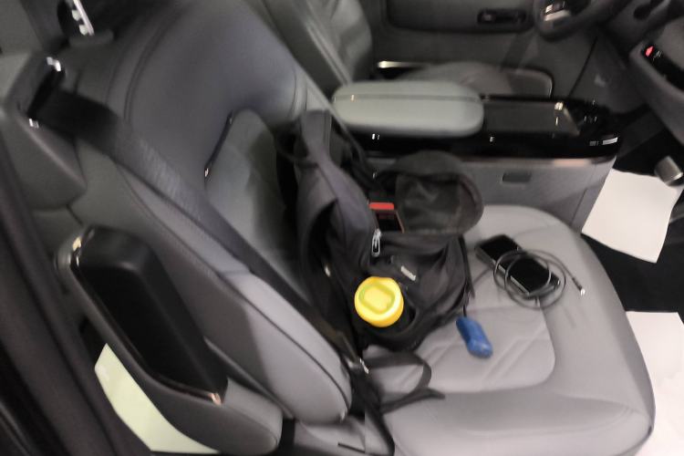 Used Zeekr MIX 2025 Long-Range Intelligent Driving Edition Right Front Seat
