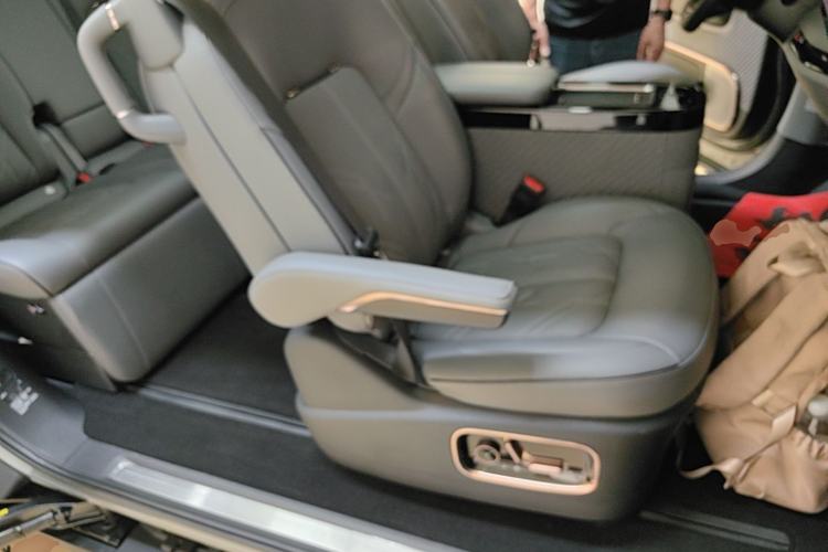 Used Zeekr MIX 2025 Long-Range Intelligent Driving Edition Right Front Seat