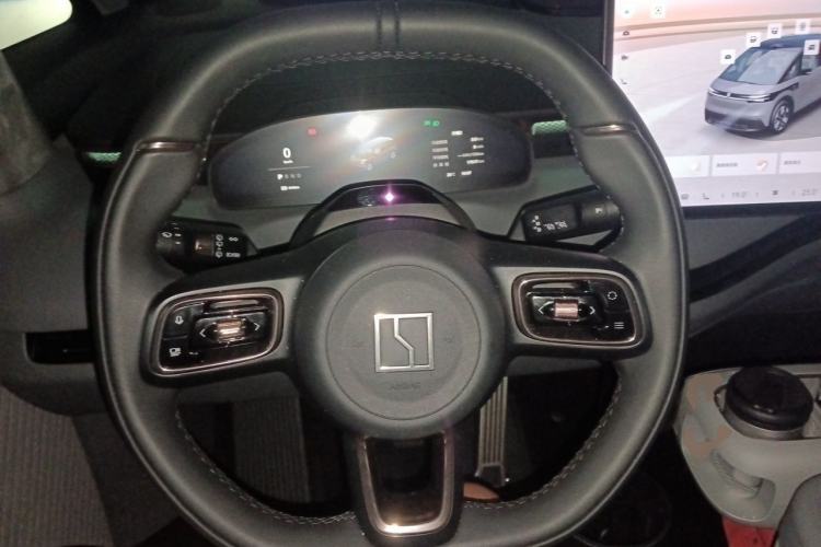Used Zeekr MIX 2025 Long-Range Intelligent Driving Edition Steering Wheel