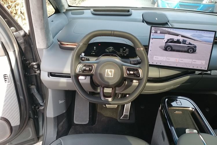 Used Zeekr MIX 2025 Long-Range Intelligent Driving Edition Steering Wheel