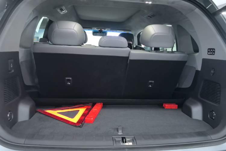 Used Zeekr MIX 2025 Intelligent Driving Version Trunk