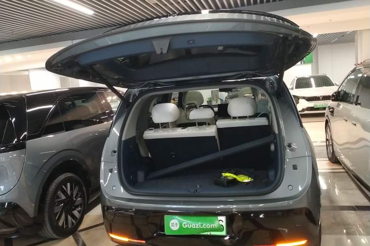Used Zeekr MIX 2025 Long-Range Intelligent Driving Edition Trunk