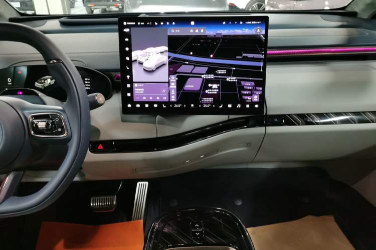 Used Zeekr MIX 2025 Long-Range Intelligent Driving Edition Audio And AC Panel