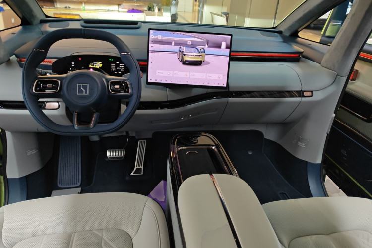 Used Zeekr MIX 2025 Long-Range Intelligent Driving Edition Center Console