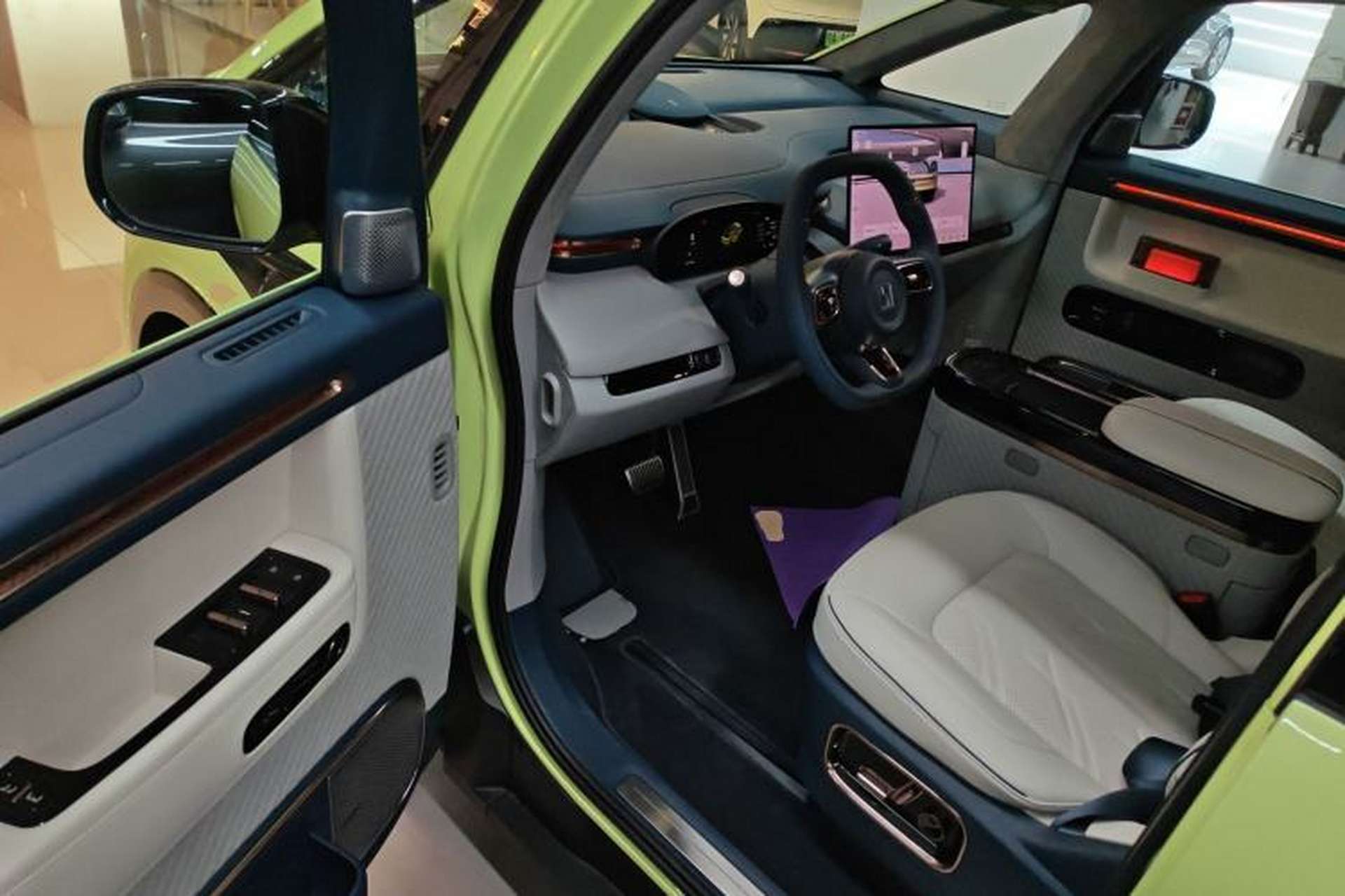 Used Zeekr MIX 2025 Long-Range Intelligent Driving Edition Driver Seat