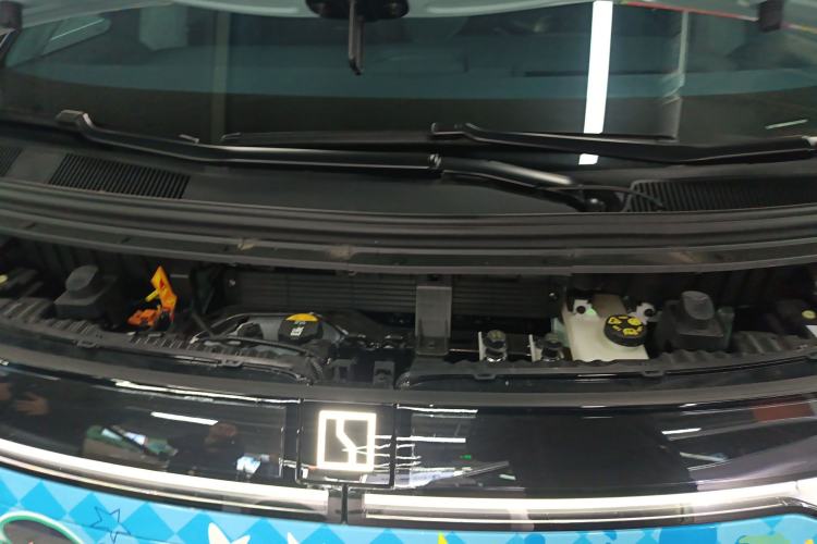 Used Zeekr MIX 2025 Long-Range Intelligent Driving Edition Engine Bay