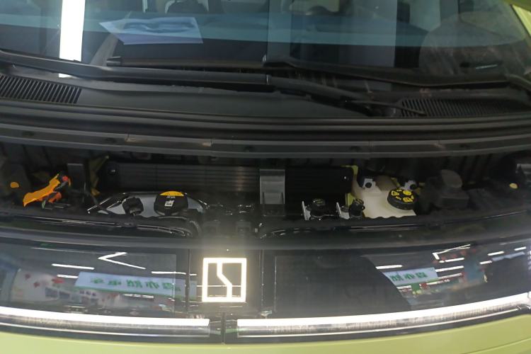 Used Zeekr MIX 2025 Long-Range Intelligent Driving Edition Engine Bay