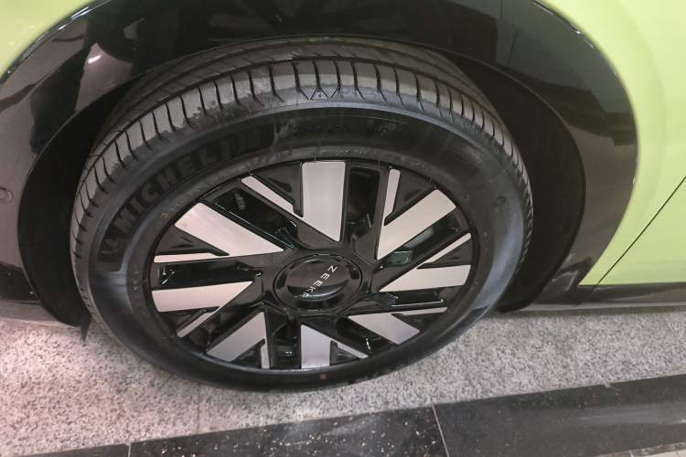Used Zeekr MIX 2025 Long-Range Intelligent Driving Edition Exterior 7