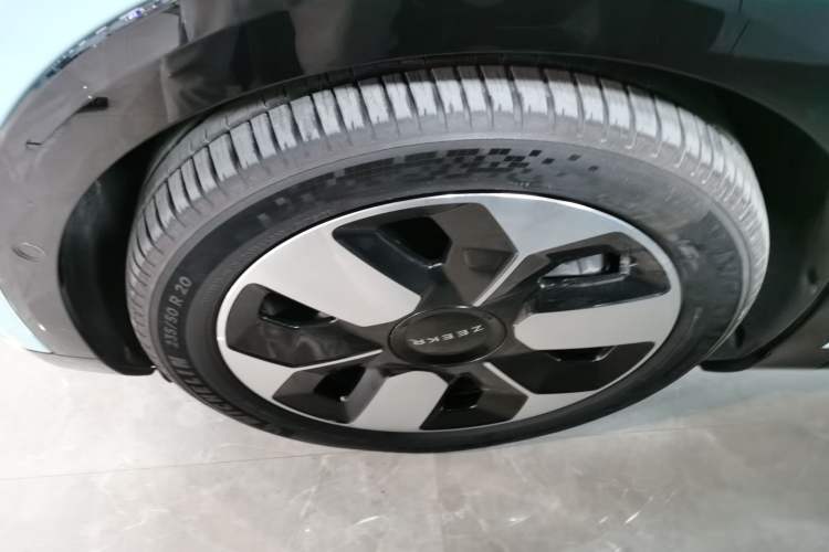 Used Zeekr MIX 2025 Long-Range Intelligent Driving Edition Exterior 7