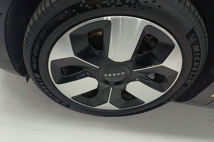 Used Zeekr MIX 2025 Long-Range Intelligent Driving Edition Exterior 7