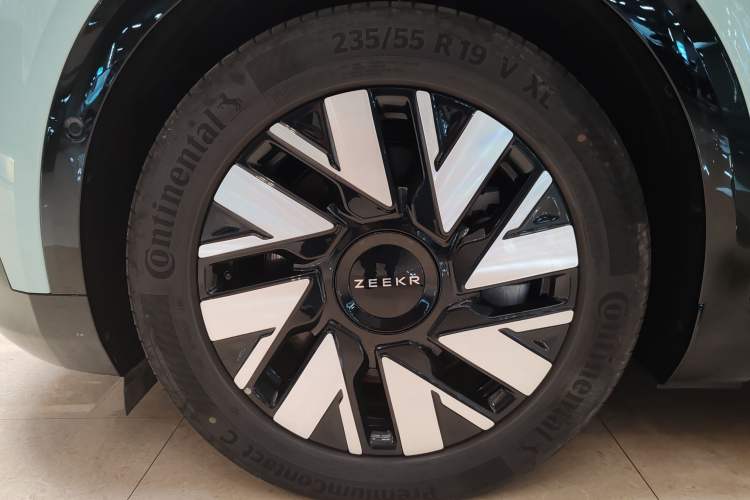 Used Zeekr MIX 2025 Long-Range Intelligent Driving Edition Exterior 7