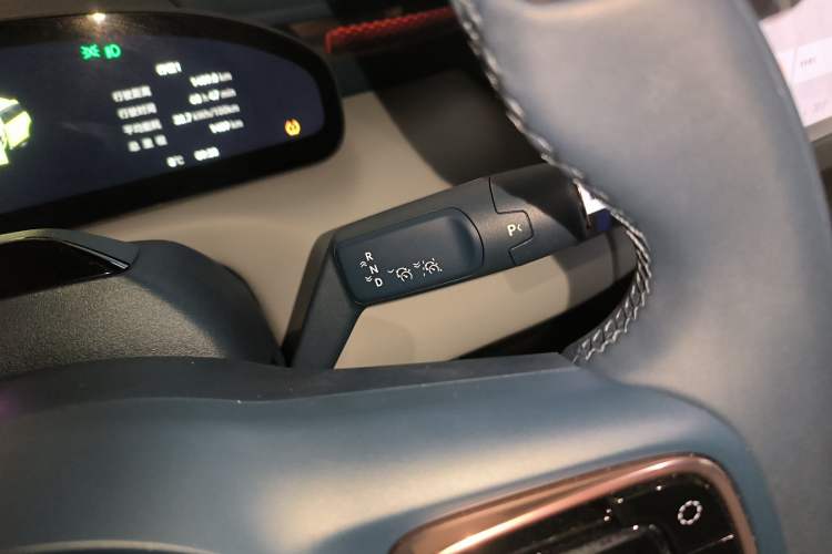 Used Zeekr MIX 2025 Long-Range Intelligent Driving Edition Gear Lever