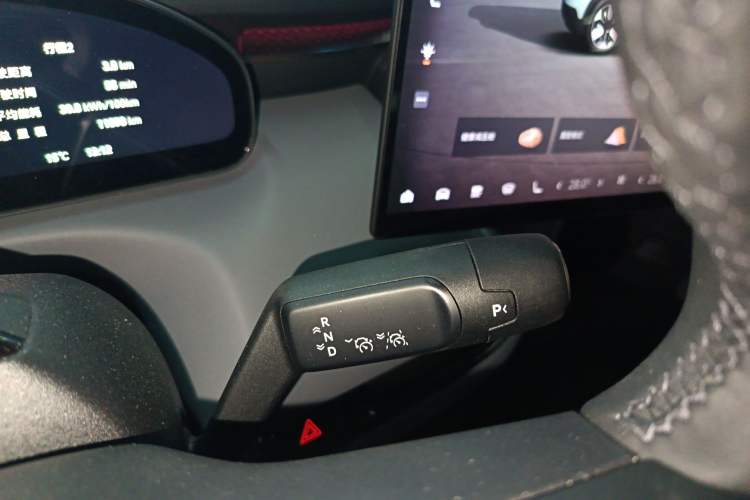 Used Zeekr MIX 2025 Long-Range Intelligent Driving Edition Gear Lever