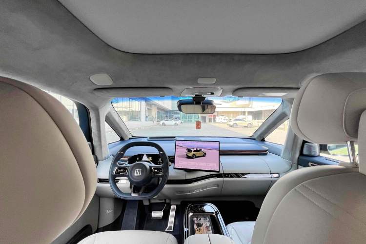 Used Zeekr MIX 2025 Long-Range Intelligent Driving Edition Interior 6