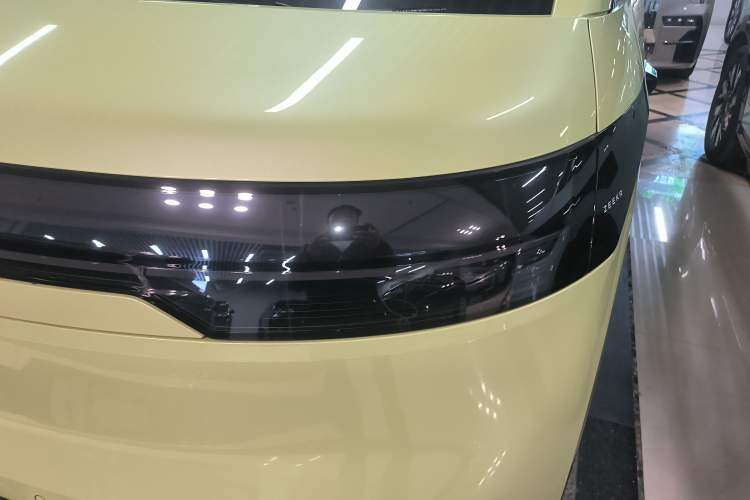 Used Zeekr MIX 2025 Long-Range Intelligent Driving Edition Left Front Headlight