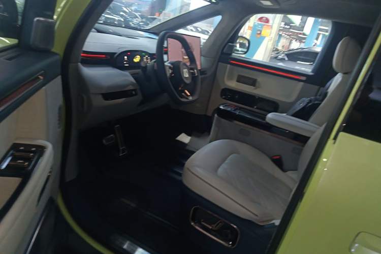 Used Zeekr MIX 2025 Long-Range Intelligent Driving Edition Left Front Seat