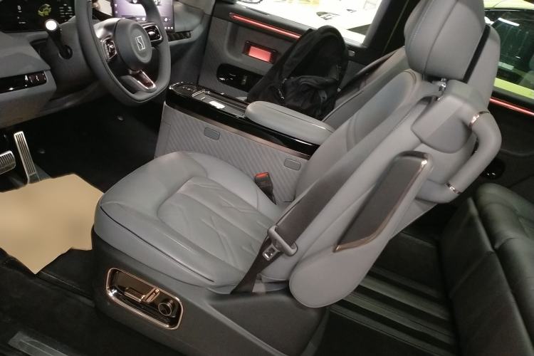 Used Zeekr MIX 2025 Long-Range Intelligent Driving Edition Left Front Seat