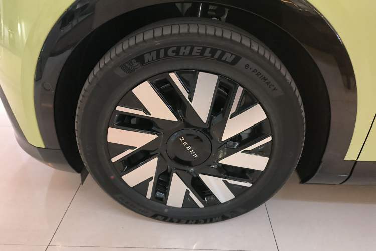 Used Zeekr MIX 2025 Long-Range Intelligent Driving Edition Left Front Wheel Hub