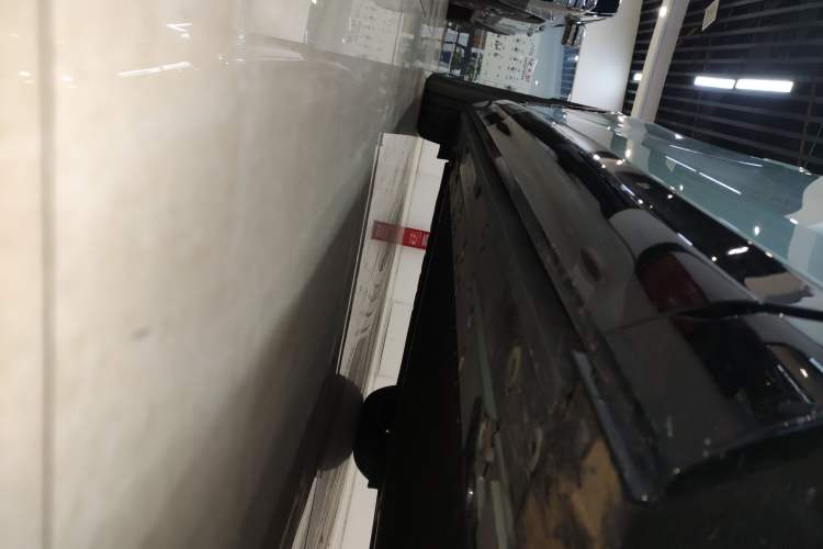 Used Zeekr MIX 2025 Long-Range Intelligent Driving Edition Right Side Sill