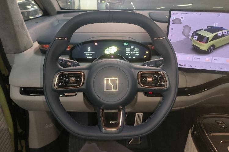 Used Zeekr MIX 2025 Long-Range Intelligent Driving Edition Steering Wheel