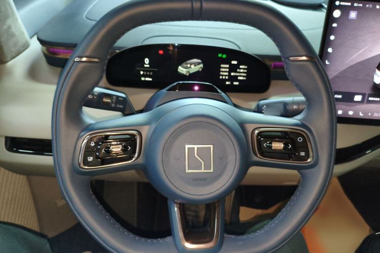 Used Zeekr MIX 2025 Long-Range Intelligent Driving Edition Steering Wheel