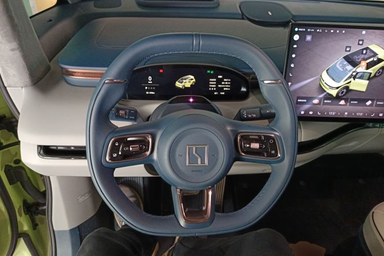 Used Zeekr MIX 2025 Long-Range Intelligent Driving Edition Steering Wheel