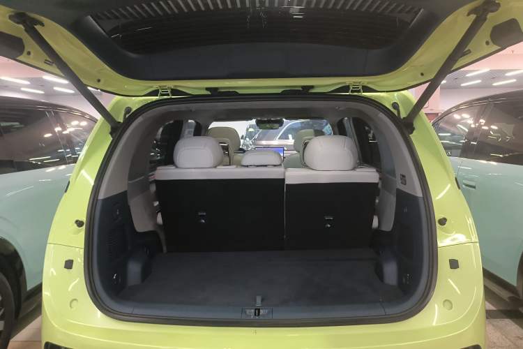 Used Zeekr MIX 2025 Long-Range Intelligent Driving Edition Trunk