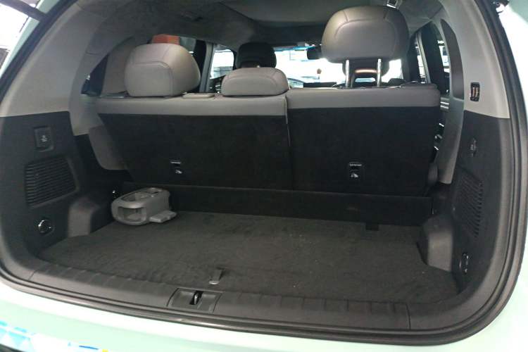 Used Zeekr MIX 2025 Long-Range Intelligent Driving Edition Trunk