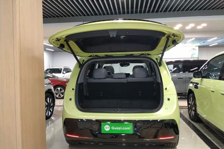 Used Zeekr MIX 2025 Long-Range Intelligent Driving Edition Trunk