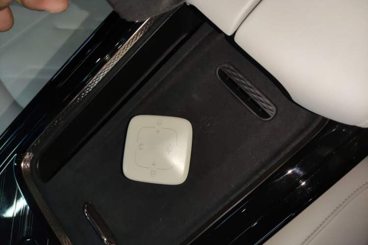 Used Zeekr MIX 2025 Long-Range Intelligent Driving Edition Vehicle Key