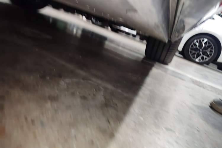 Used Zeekr MIX 2025 Intelligent Driving Version Chassis Front Right