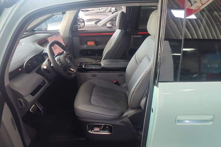 Used Zeekr MIX 2025 Intelligent Driving Version Left Front Seat